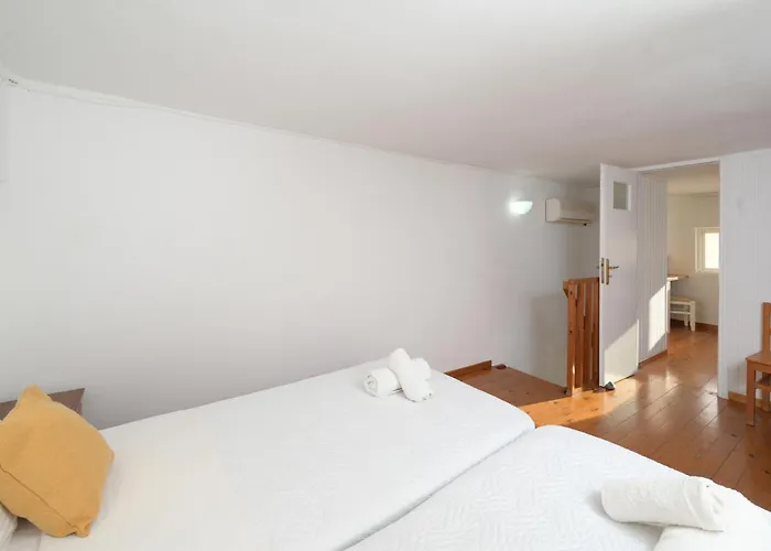 Antonis Apts, Physio Fitness Retreats