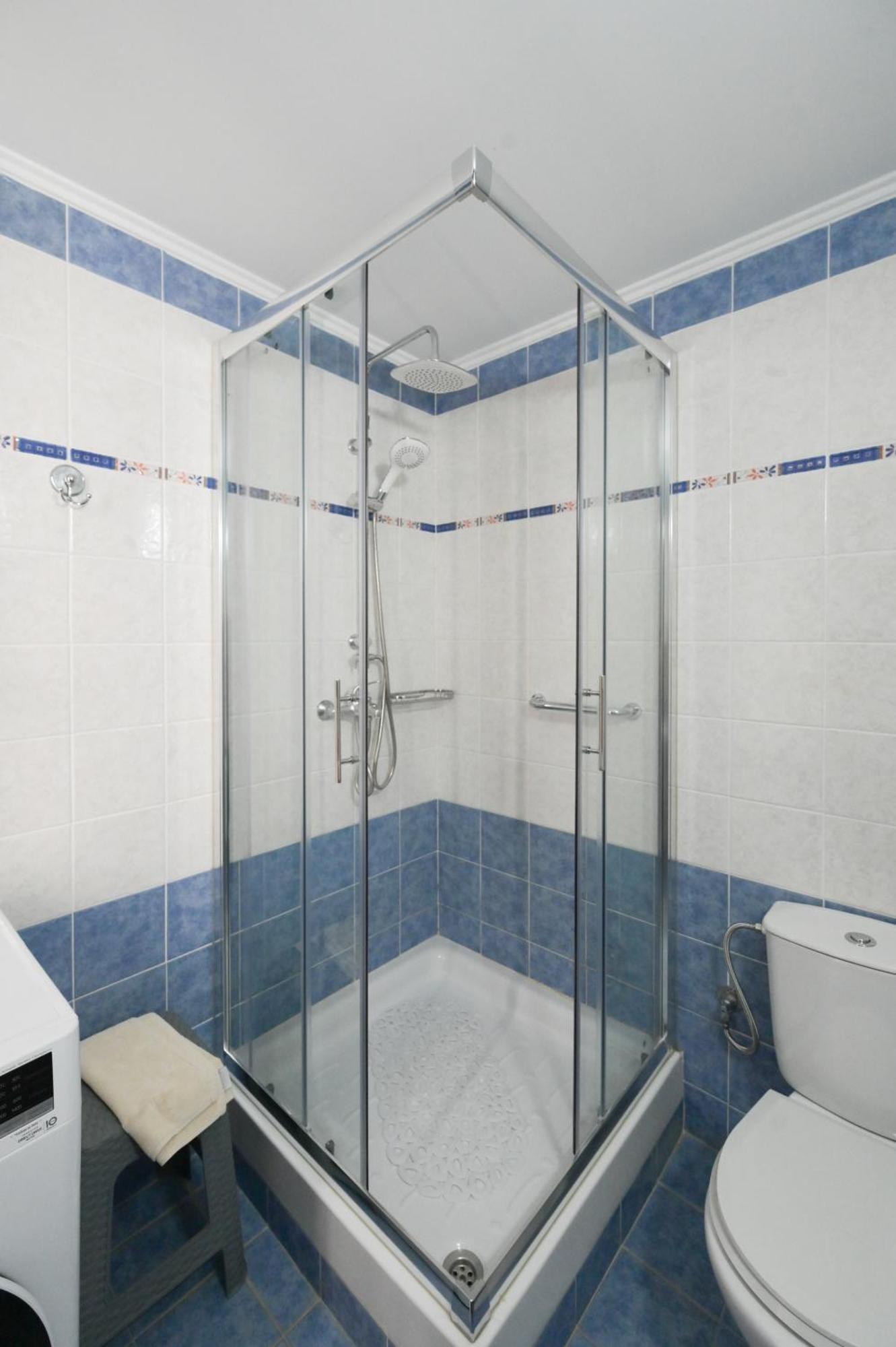 Antonis Apts, Physio Fitness Retreats Daire Plakias