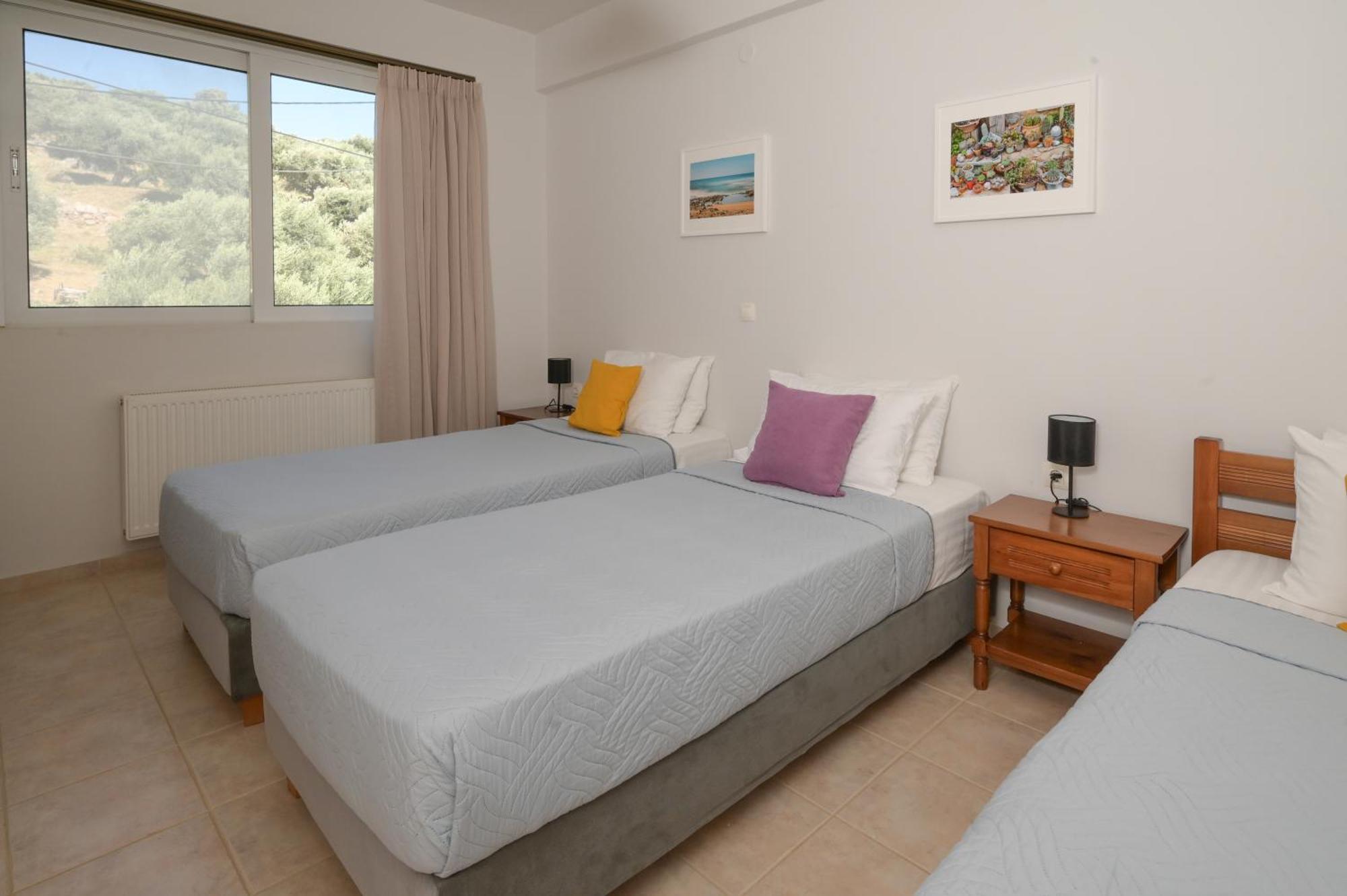 Antonis Apts, Physio Fitness Retreats * Plakias
