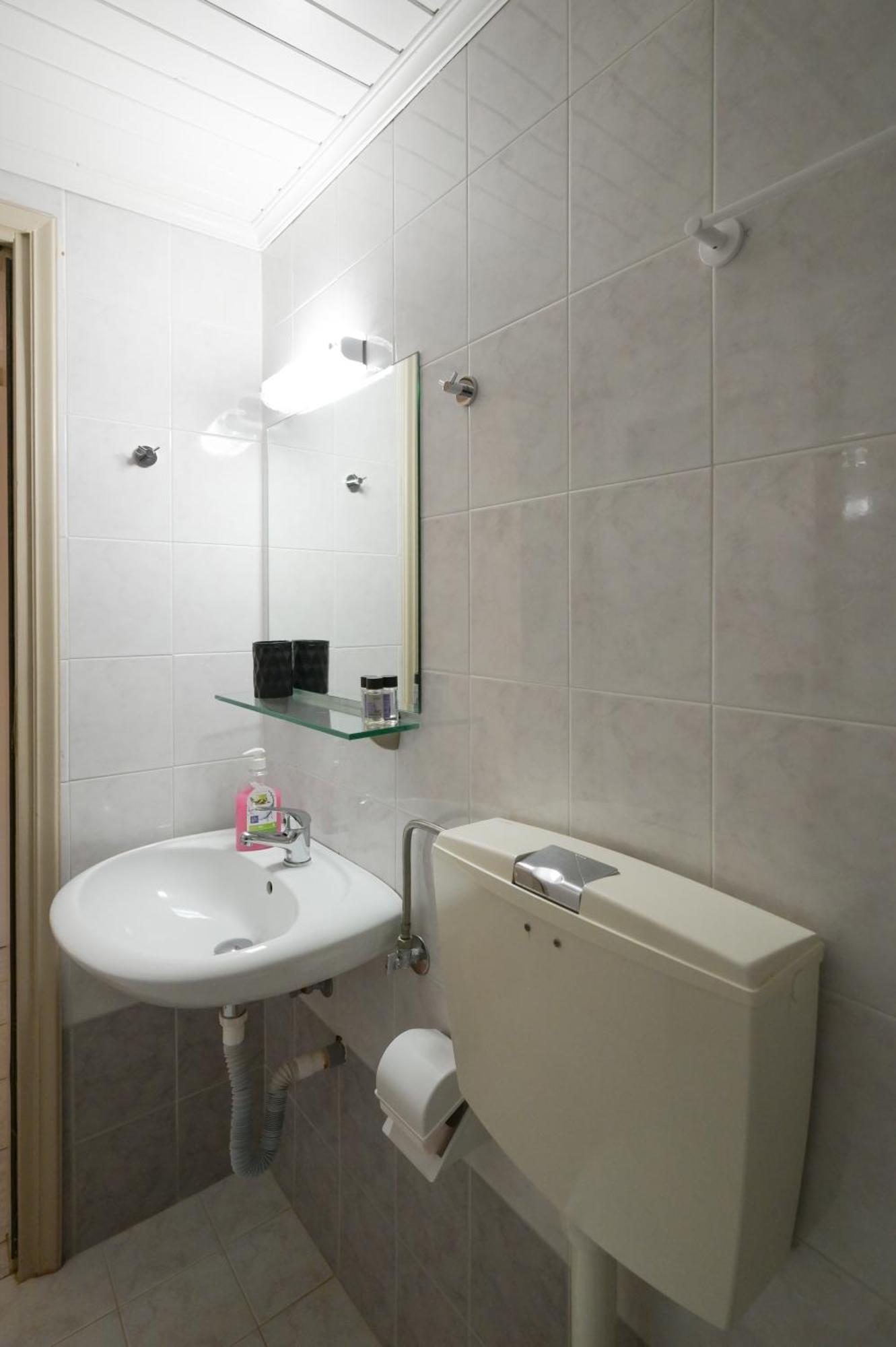 Antonis Apts, Physio Fitness Retreats Daire