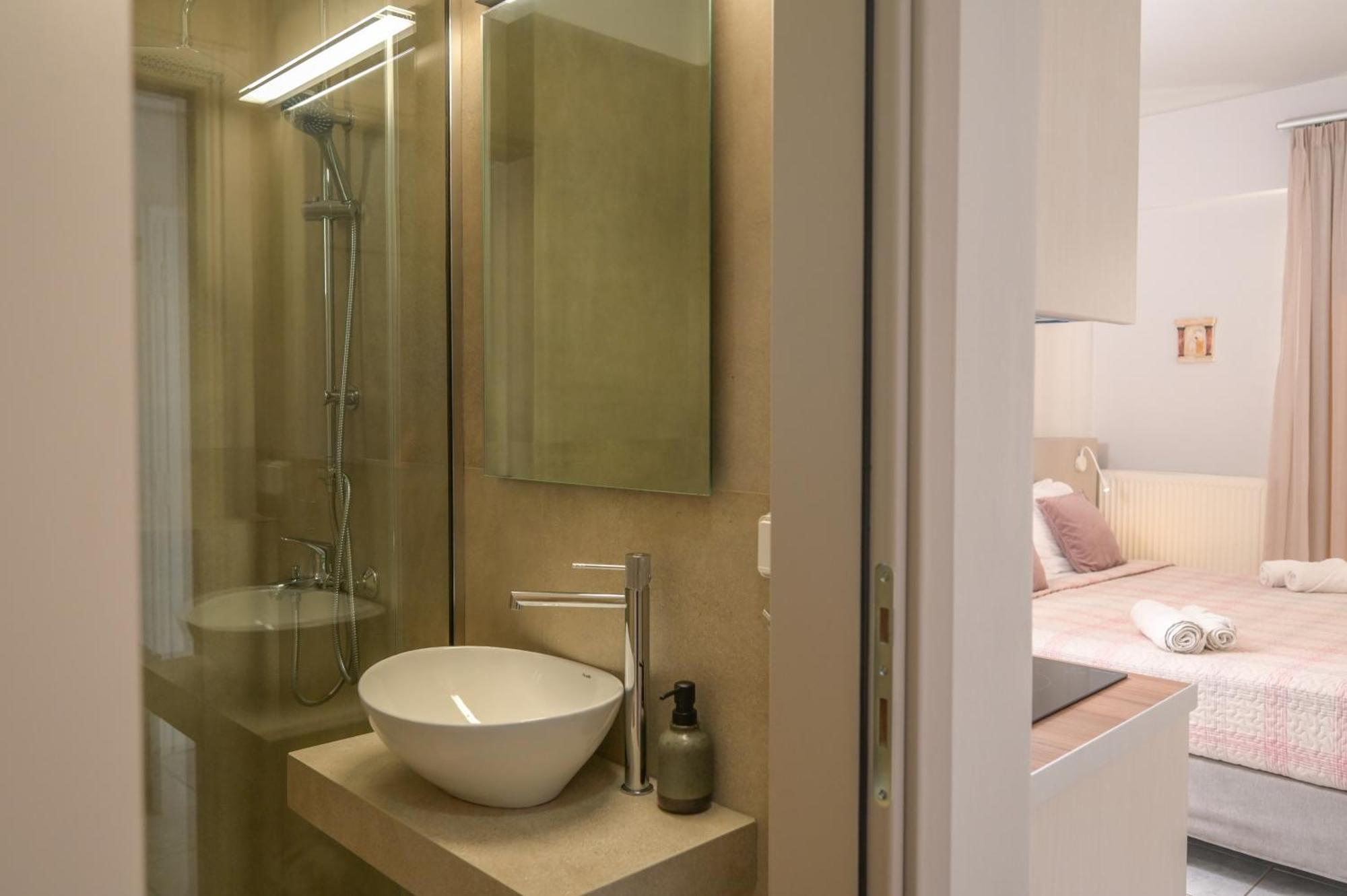 Daire Antonis Apts, Physio Fitness Retreats